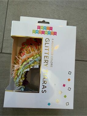 NWT 6 Glittery Tiaras in this fun Set - Multicolor for any occasion 🌈